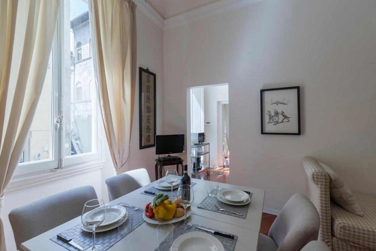 Big Apartment A Stone'S Throw From The Duomo Firenze Kültér fotó